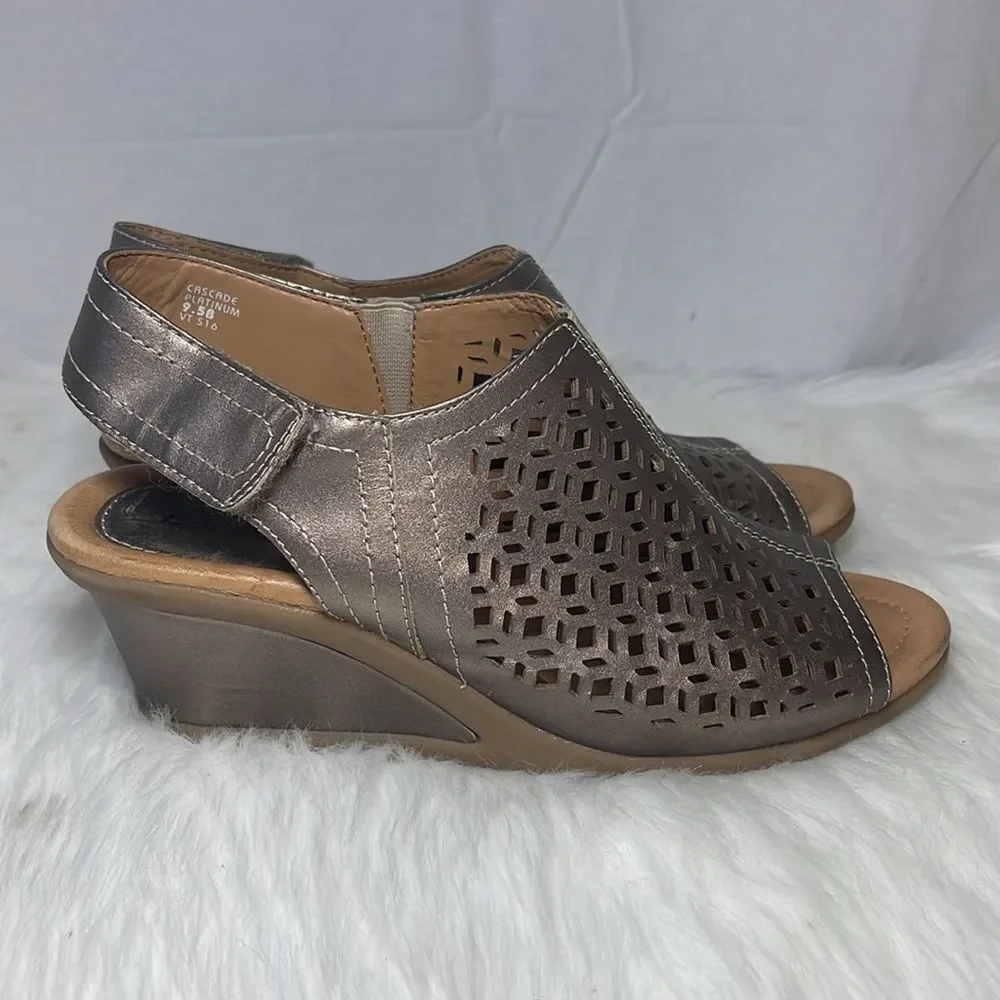 Earth heel height